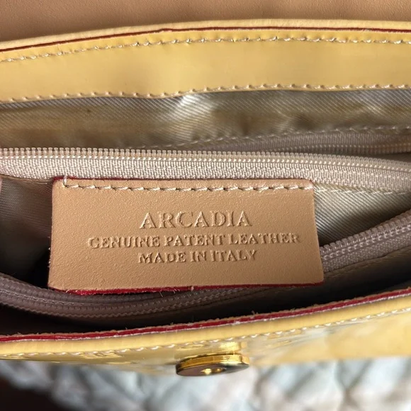 Arcadia patent leather yellow shoulder bag - Picture 2 of 12